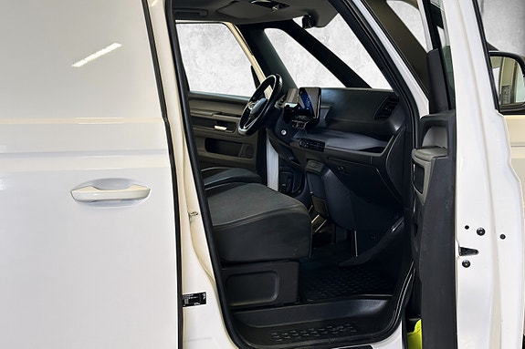 Volkswagen ID. Buzz 18 of 30