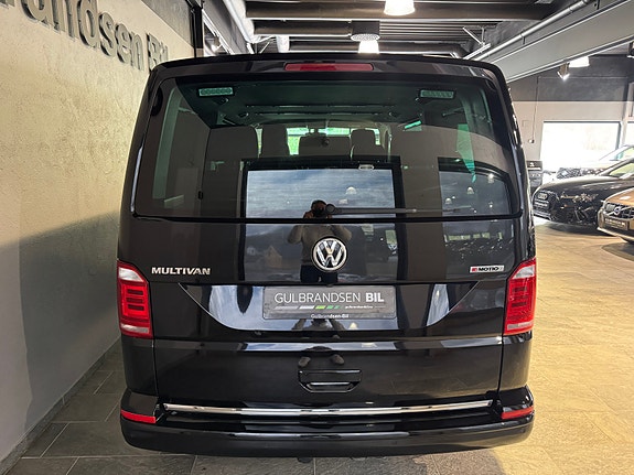 Volkswagen Multivan 6 of 27