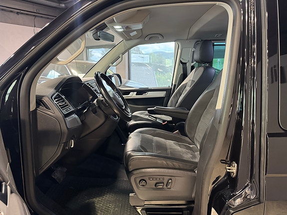 Volkswagen Multivan 8 of 27
