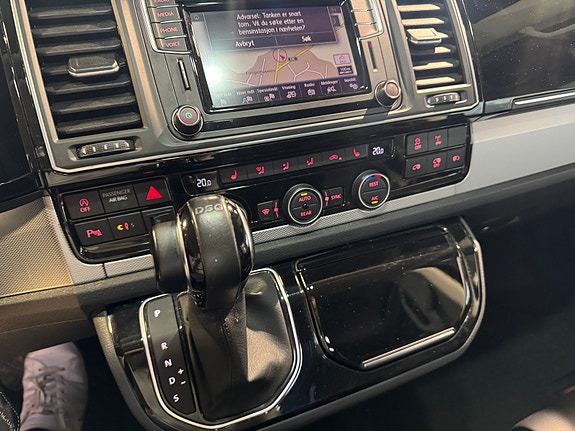 Volkswagen Multivan 11 of 27