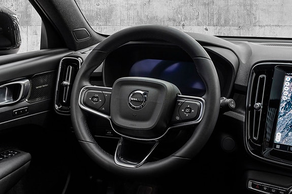 Volvo XC40 27 of 30