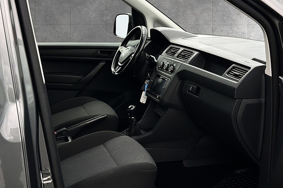 Volkswagen Caddy 22 of 30