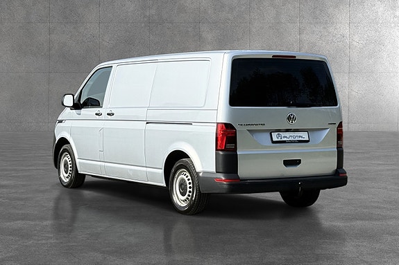 Volkswagen Transporter 10 of 30
