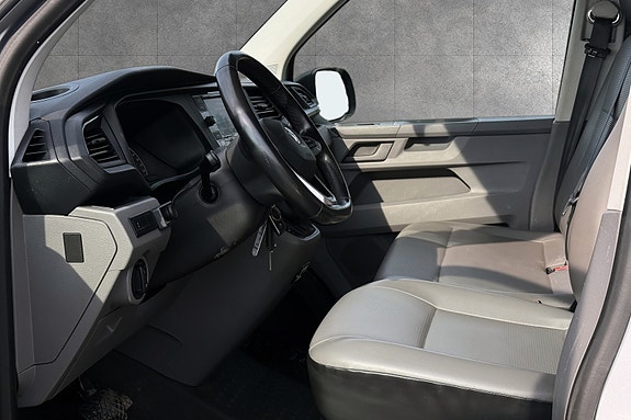 Volkswagen Transporter 20 of 30