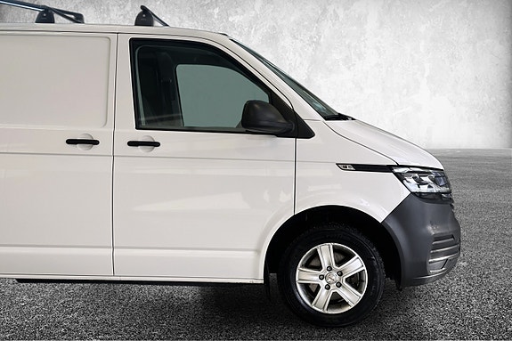 Volkswagen Transporter 14 of 30