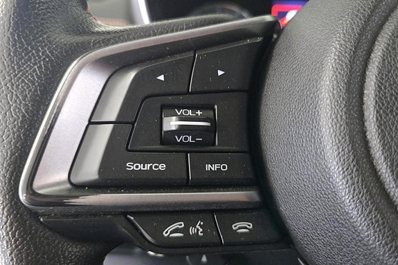 Subaru XV 12 of 30
