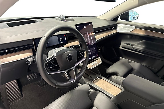 Volvo ES90 13 of 22