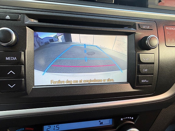 Toyota Auris 11 of 30