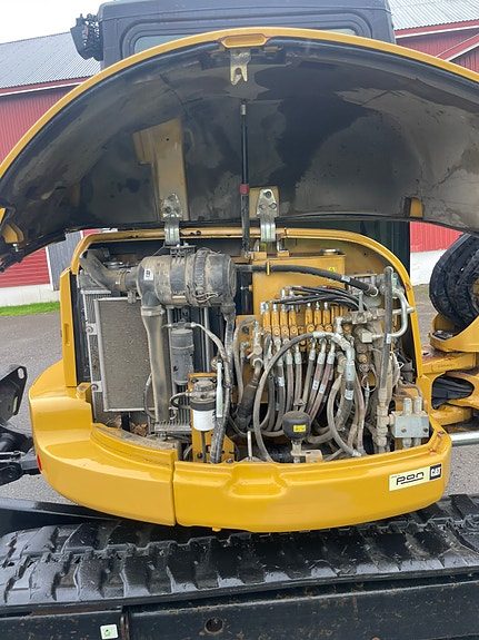 Cat 305.5 E2 7 of 25