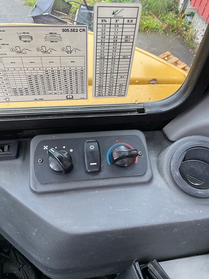 Cat 305.5 E2 14 of 25