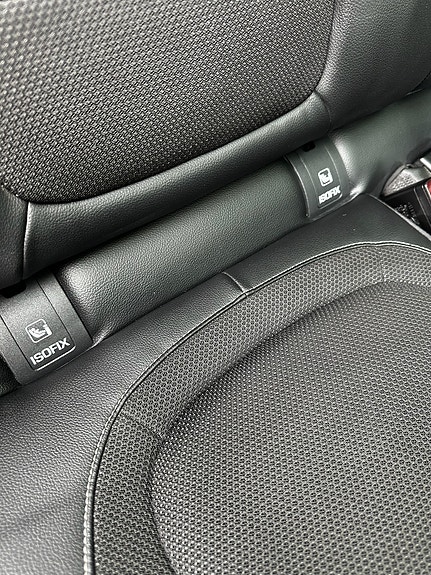 Jaguar F-PACE 29 of 30