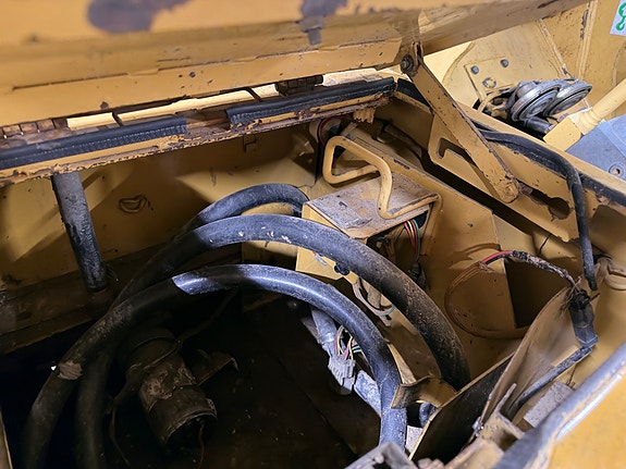 Cat 312 C 17 of 24