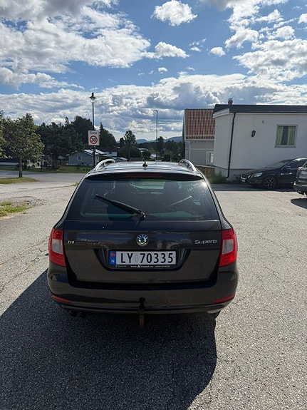 Skoda Superb 4 of 15