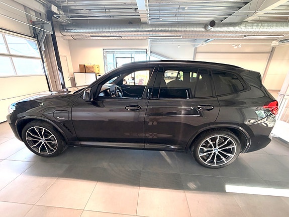 BMW X3 3 of 16