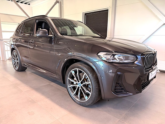 BMW X3 8 of 16