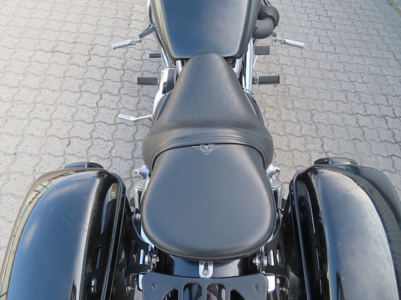 Kawasaki VN 1600 Mean Streak 17 of 22
