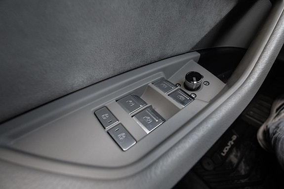 Audi e-tron Sportback 23 of 30