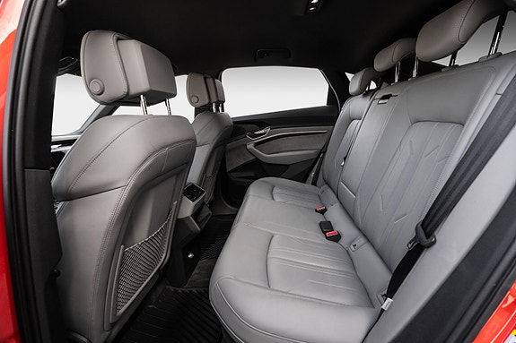 Audi e-tron Sportback 26 of 30