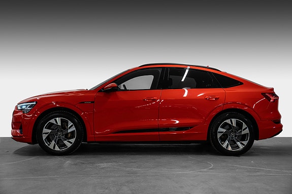 Audi e-tron Sportback 3 of 30