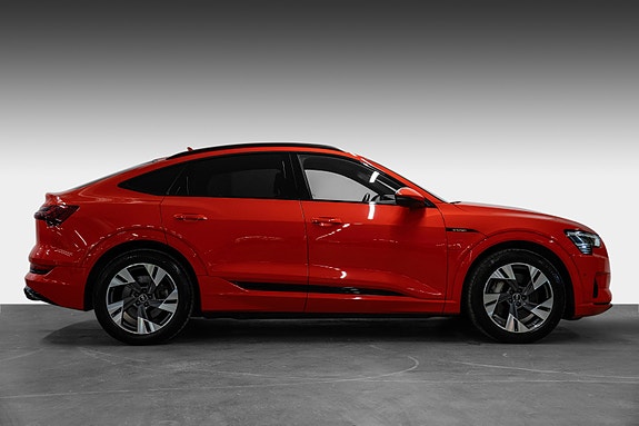 Audi e-tron Sportback 6 of 30