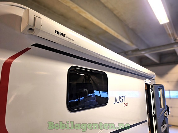 Dethleffs T6815 Just Go | Automat / El. Senkeseng / Langsgående Enkle senger / Stor garasje / TV / Markise / Ryggekamera / Sykkelstativ +++ 10 of 30