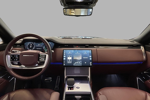 Land Rover Range Rover 13 of 21