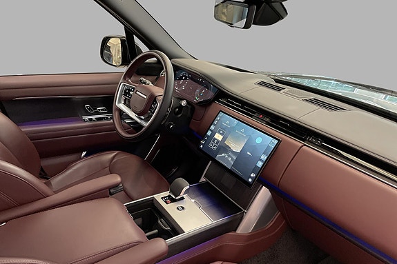 Land Rover Range Rover 15 of 21