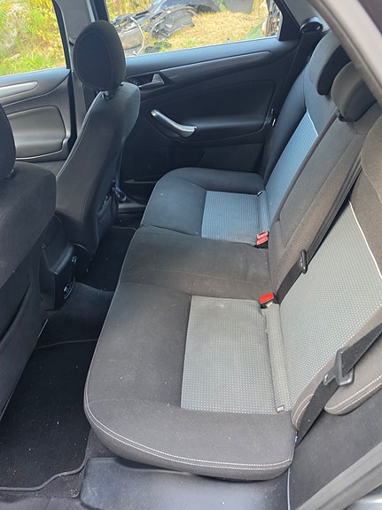 Ford Mondeo 13 of 15