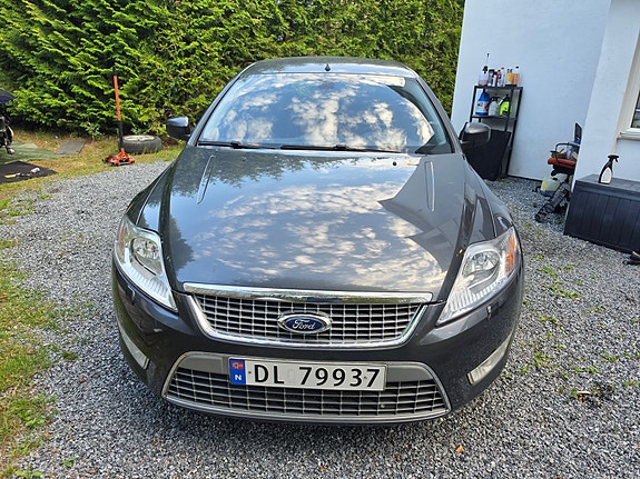 Ford Mondeo 2 of 15