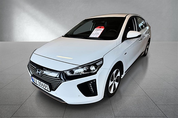 Hyundai IONIQ 3 of 15