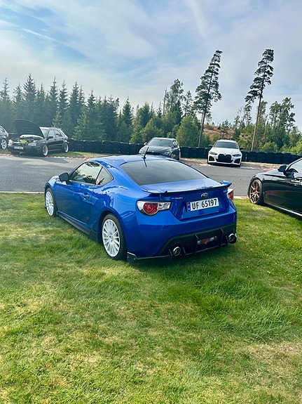 Subaru BRZ 4 of 8