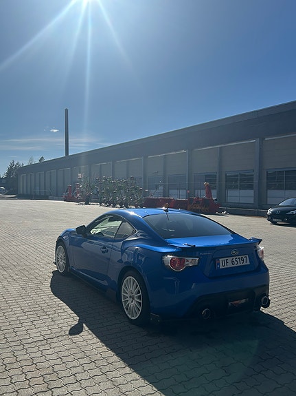 Subaru BRZ 5 of 8