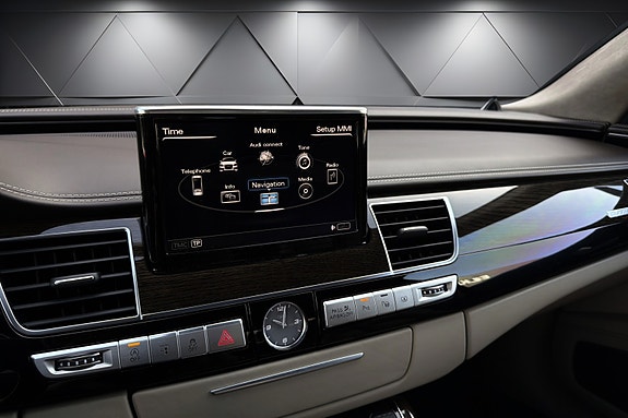 Audi S8 25 of 30