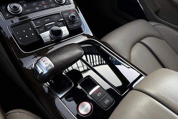 Audi S8 19 of 30