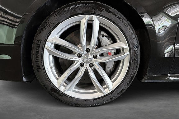 Audi S8 9 of 30