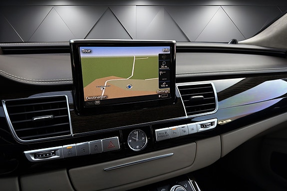 Audi S8 24 of 30