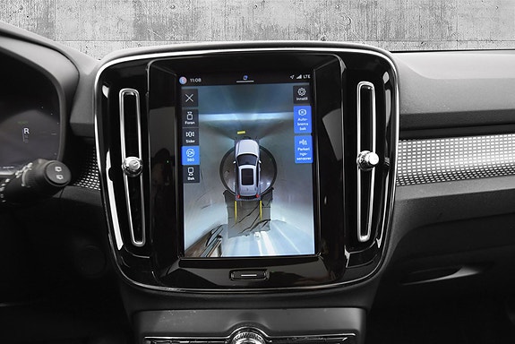 Volvo XC40 22 of 30