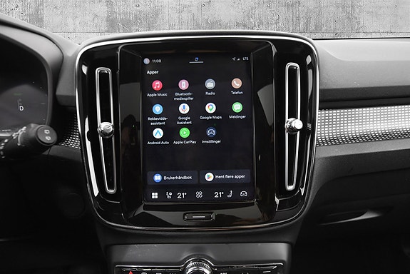 Volvo XC40 23 of 30