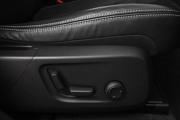 Volvo XC40 18 of 30