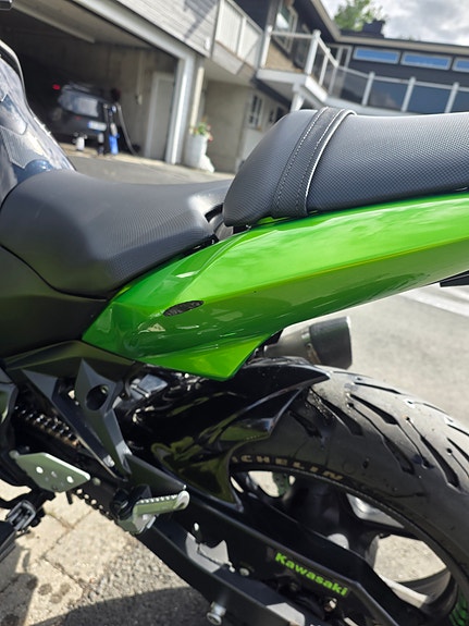 Kawasaki Z 750 10 of 14