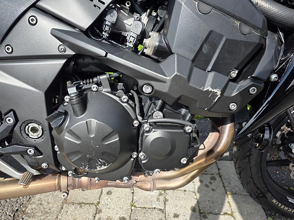 Kawasaki Z 750 7 of 14