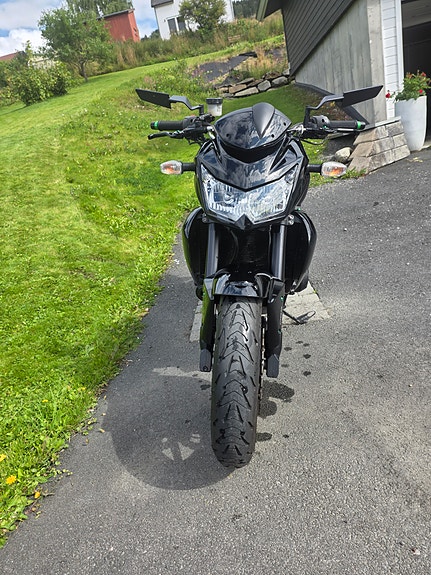 Kawasaki Z 750 6 of 14