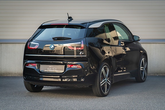 BMW i3 2 of 6
