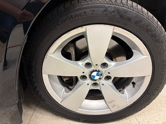 BMW 525i 26 of 30