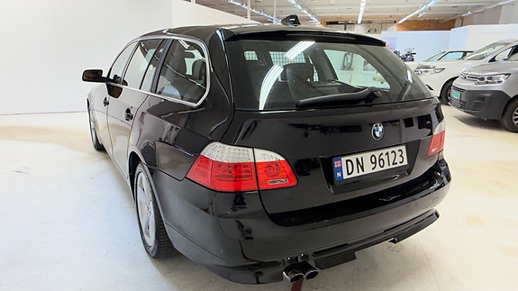 BMW 525i 5 of 30