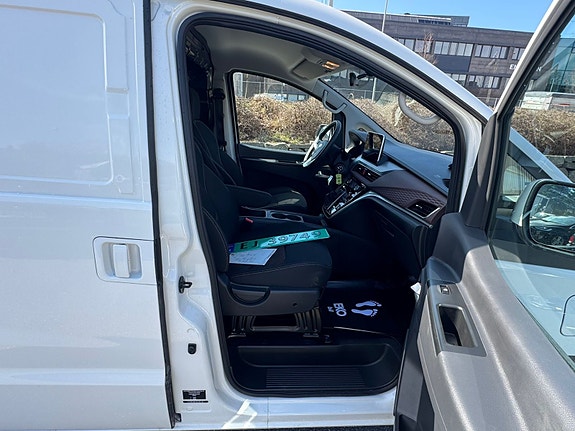 JAC M3EV 19 of 23