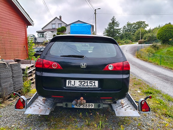 Honda Accord 3 of 12