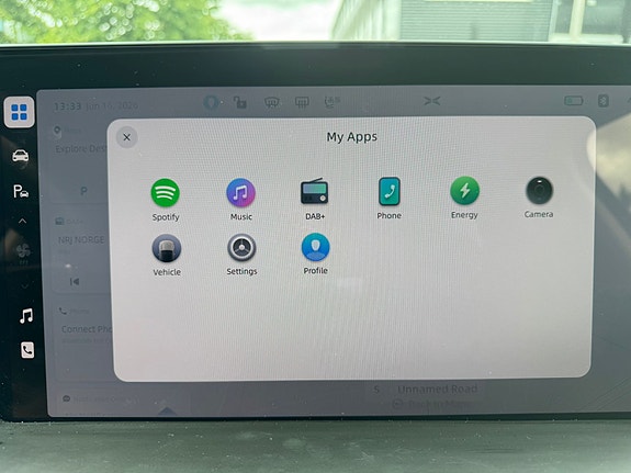 XPeng P7 18 of 28