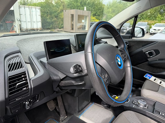 BMW i3 16 of 30