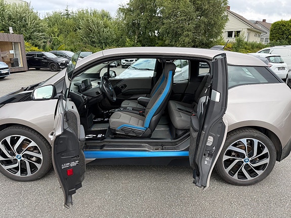 BMW i3 13 of 30